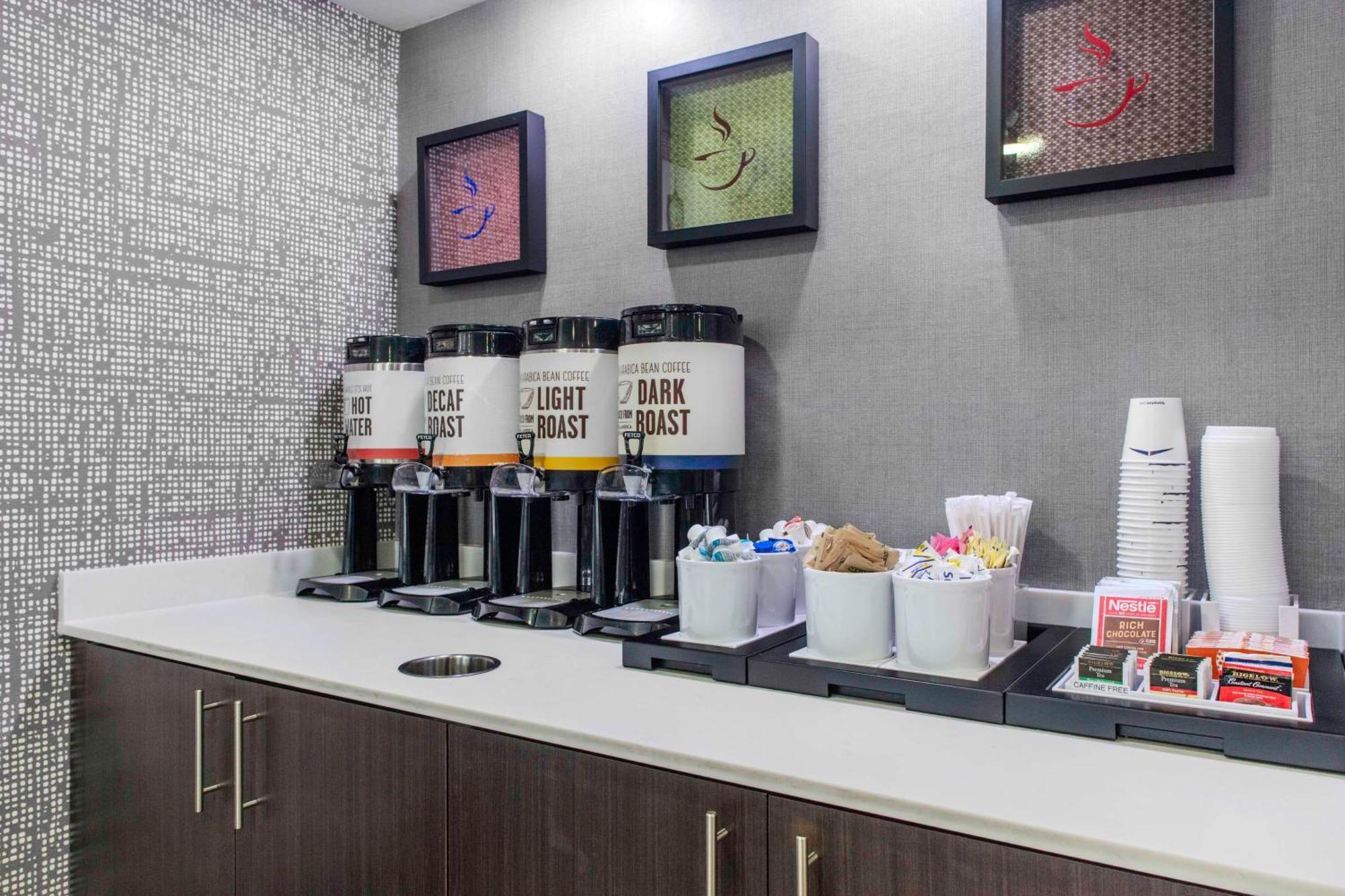 Hampton Inn Detroit Northville Εξωτερικό φωτογραφία