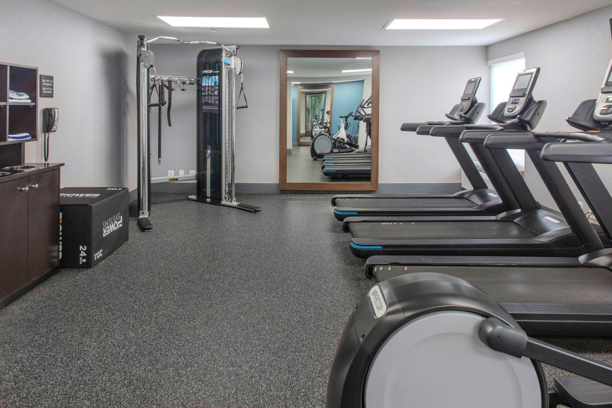 Hampton Inn Detroit Northville Εξωτερικό φωτογραφία