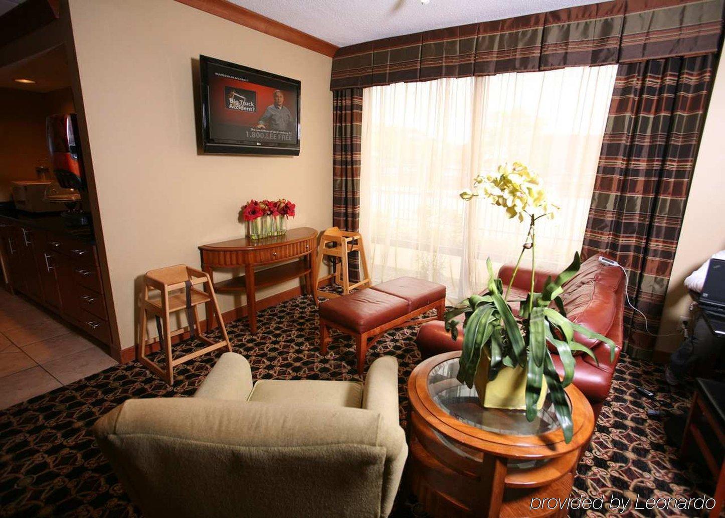 Hampton Inn Detroit Northville Δωμάτιο φωτογραφία