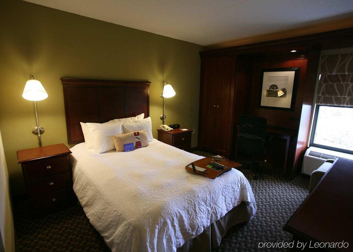 Hampton Inn Detroit Northville Δωμάτιο φωτογραφία