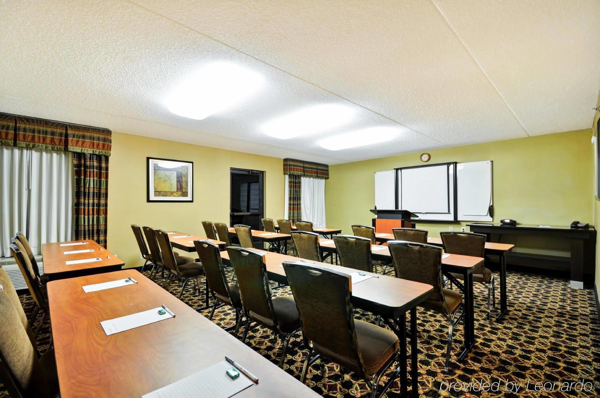 Hampton Inn Detroit Northville Εξωτερικό φωτογραφία