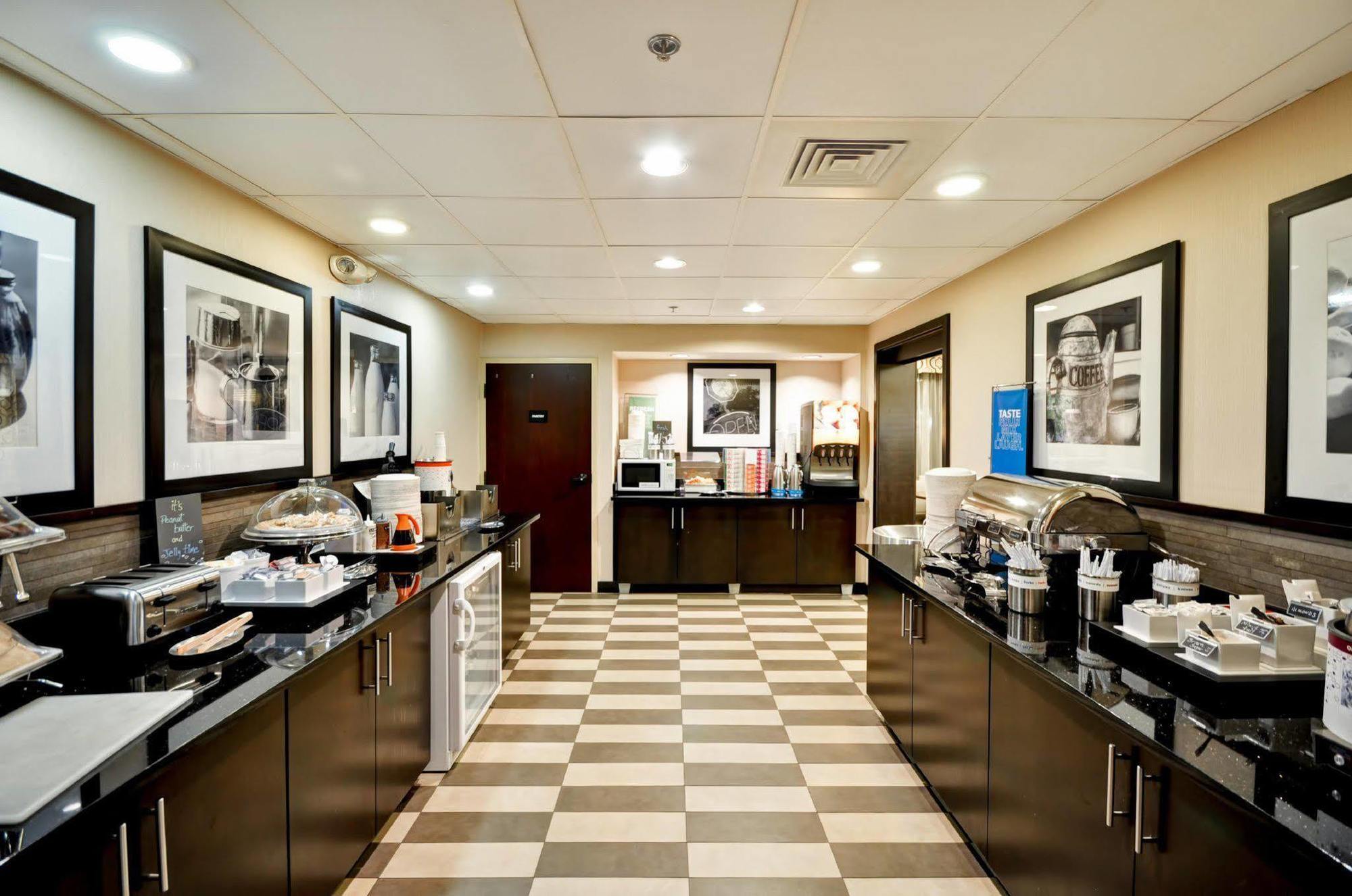 Hampton Inn Detroit Northville Εξωτερικό φωτογραφία