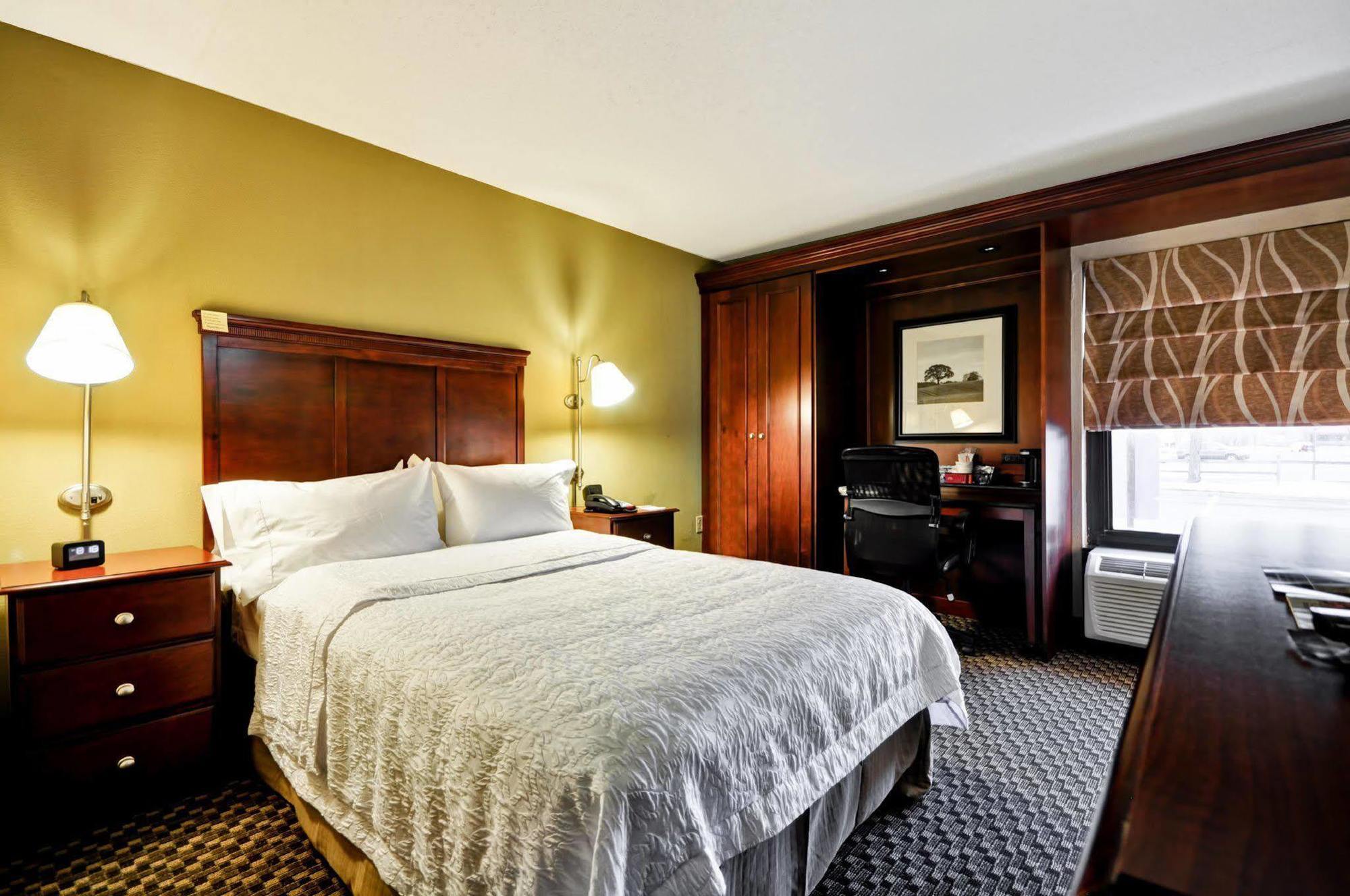 Hampton Inn Detroit Northville Εξωτερικό φωτογραφία