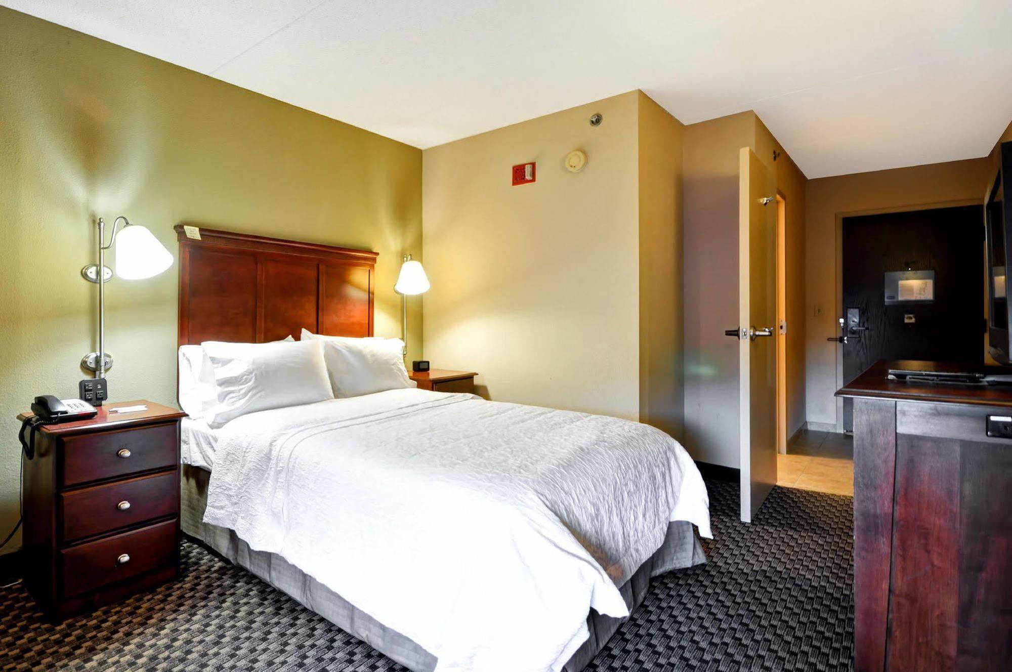 Hampton Inn Detroit Northville Εξωτερικό φωτογραφία